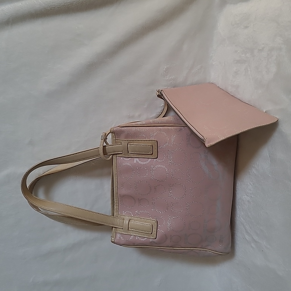 CLEARANCE🌟Salvatore ferragamo small tote with pouch